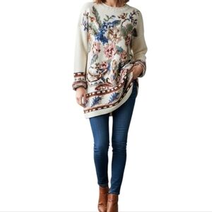 Vintage Heirloom Collections Creme And floral Chunky knit sweater | Sz Medium